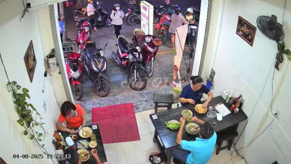 Sang quán Hủ Tiếu MT Nguyễn Ảnh Thủ, Trung Chánh , Hóc Môn