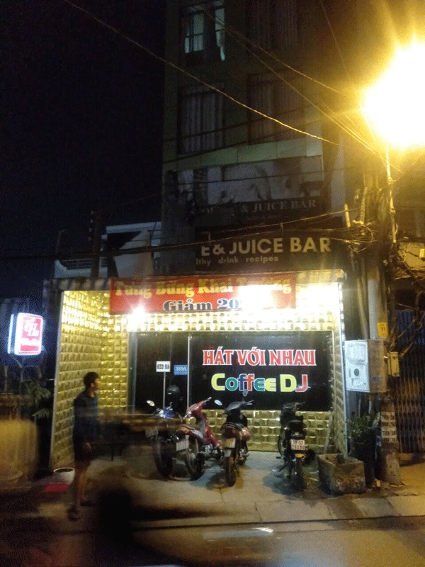  Cần sang lại Quán Cafe DJ 359 A Nguyễn Xí P13 Quận Bình Thạnh