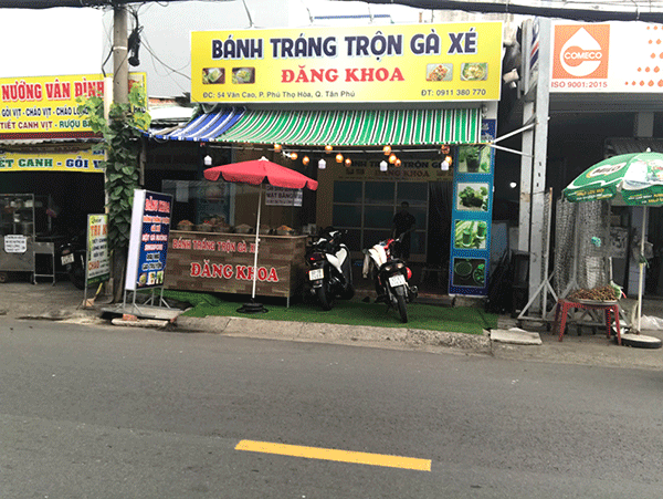 Sang quán ăn vặt vị trí đẹp 54 Văn Cao, Phú Thọ Hoà, Tân Phú