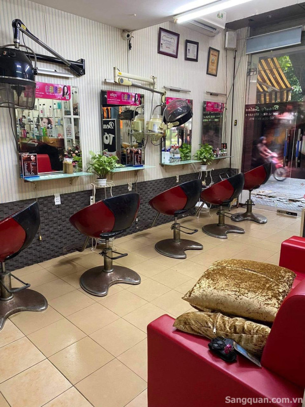 Sang nhượng salon tóc giá rẻ tại quận Tân Bình