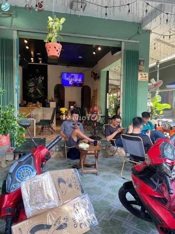 Cần sang quán cafe góc 2 mặt tiền quân Tân Phú