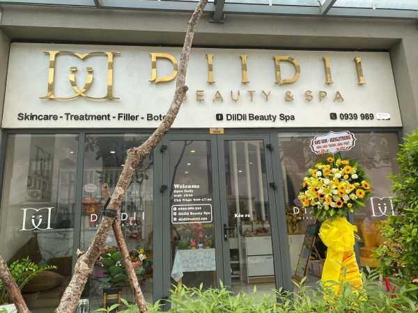 Sang tiệm Spa - Nail - Mi - Gội gần làng đại học Thủ Đức