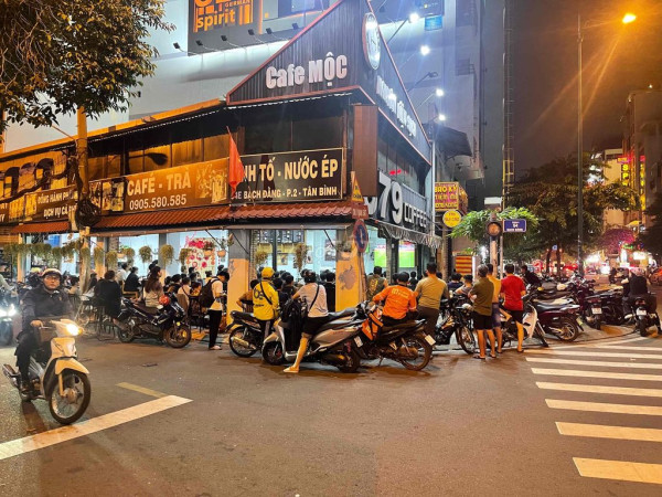 Cần Sang Quán Cafe Sân Bay Tân Sơn Nhất Quận Tân Bình