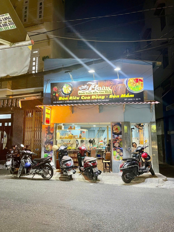 Sang lại quán vẫn đang hoạt động bình thường Quận Phú Nhuận