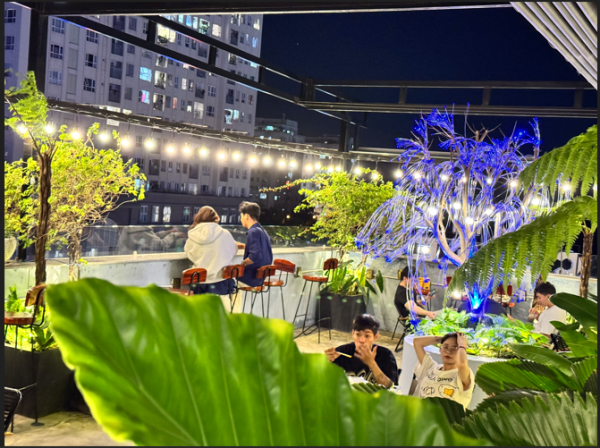 SANG NHƯỢNG QUÁN CÀ PHÊ ROOFTOP – KHU DÂN CƯ TRUNG SƠN