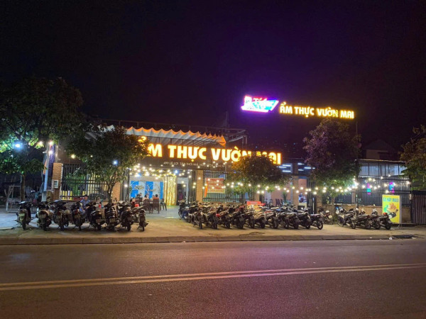 Sang quán ẩm thực siêu đẹp vị trí đắc địa ngay trung tâm Hóc Môn