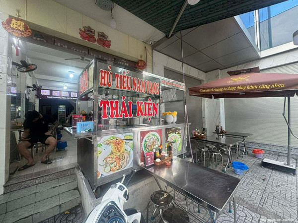 Sang quán Hủ Tiếu Nam Vang tại Mặt tiền: Đường Vườn Lài, P Phú Thọ Hoà, Tân Phú