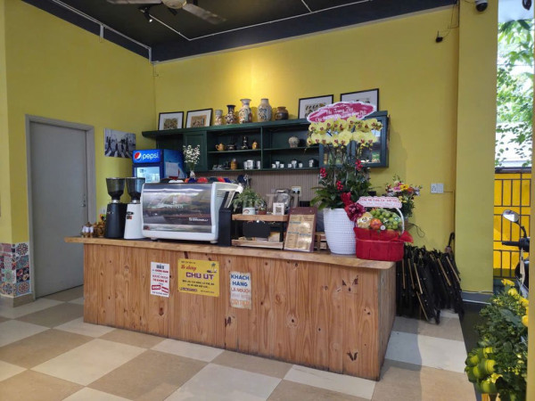 Sang mặt bằng kinh doanh cafe + ăn uống Tại Bình Thạnh