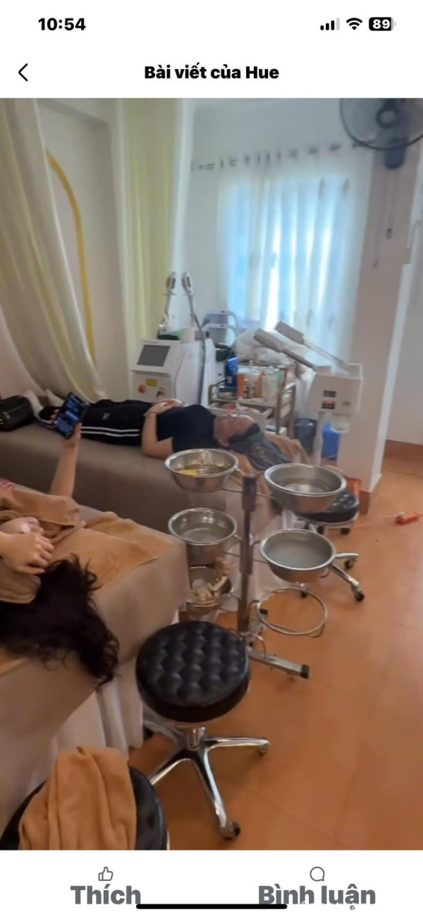 Sang tiệm tóc - nail