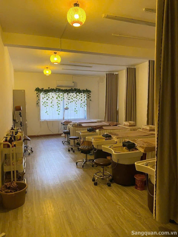 Sang tiệm Nail Mi gội body Lô A11- 319 Lý Thường Kiệt P.15 Quận 11