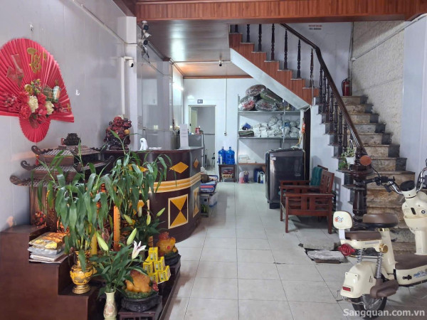 Sang khách sạn Sang khách sạn